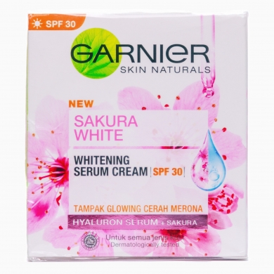 Garnier Sakura White...
